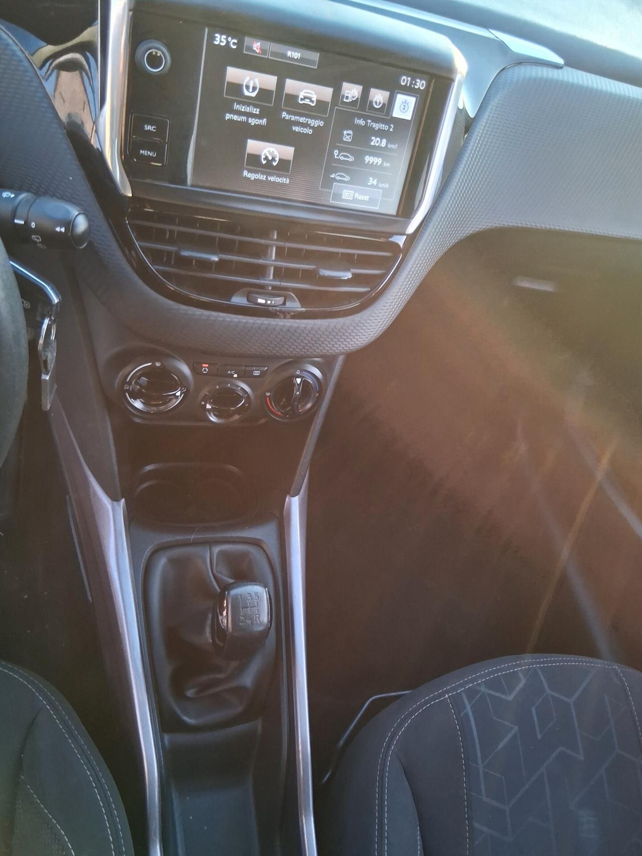 Peugeot 2008 BlueHDi