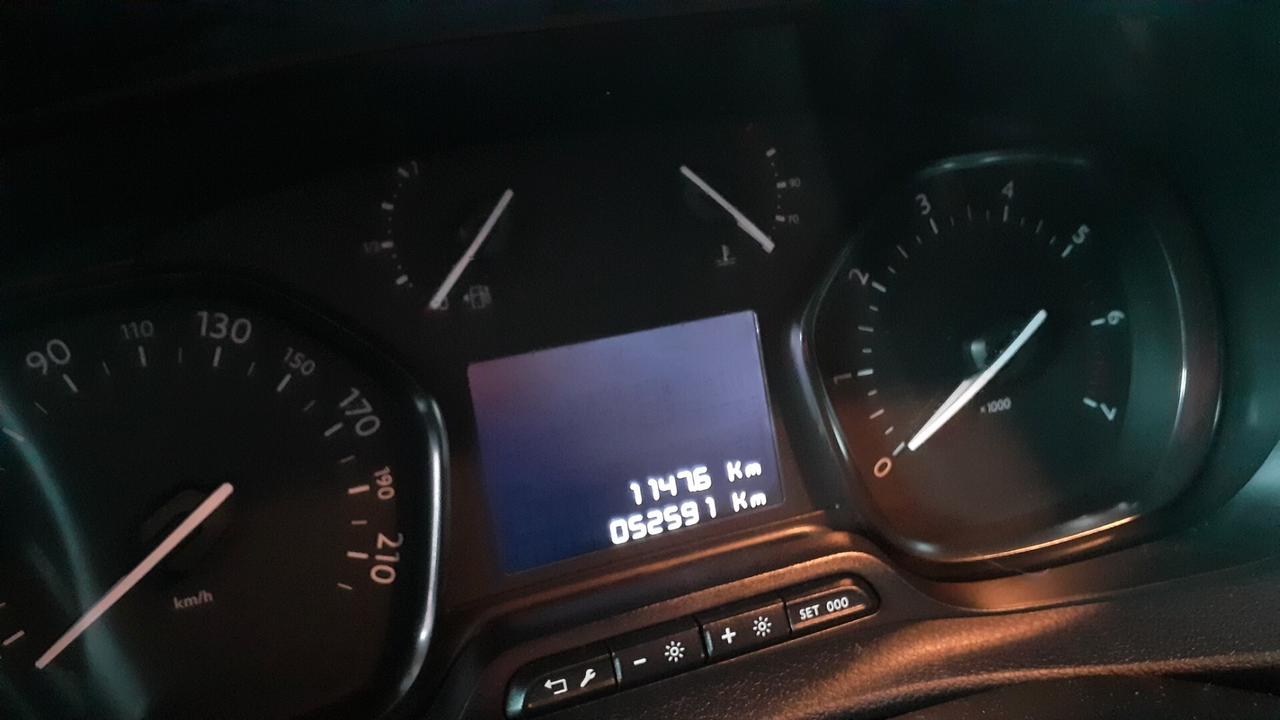 Toyota Proace Verso PL trasporto disabili pedana