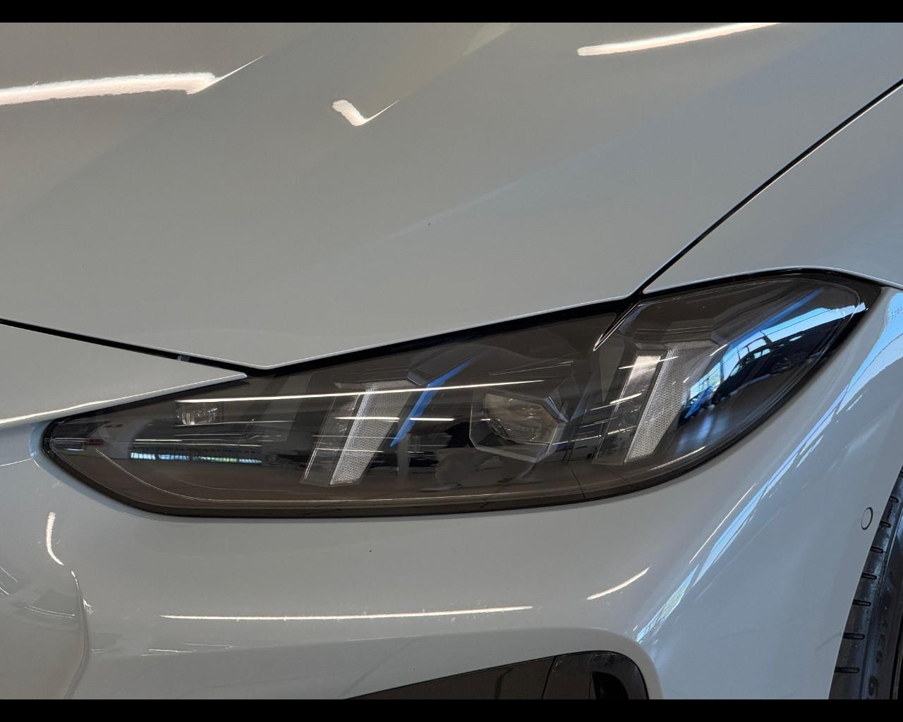 BMW Serie 4 Cbr(G23/83) - 420d 48V Cabrio Msport