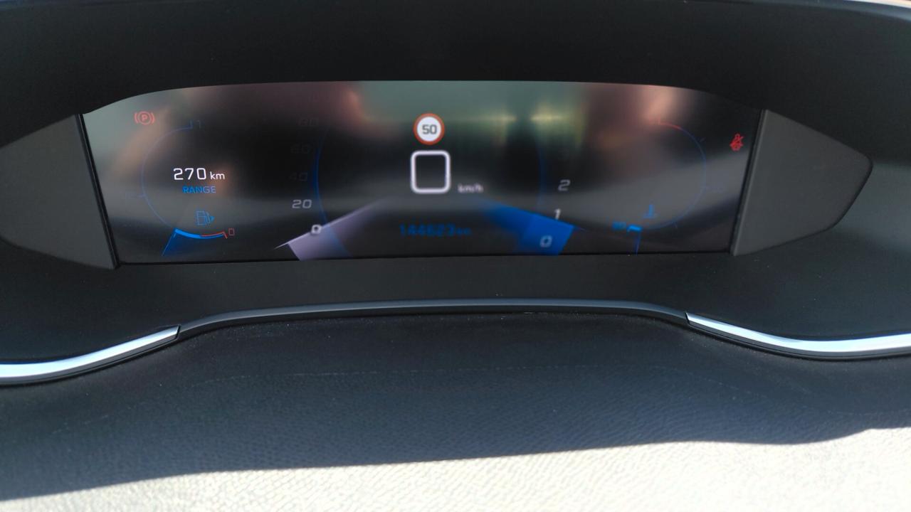 Peugeot 308 BlueHDi 100 S&S SW Business Navi