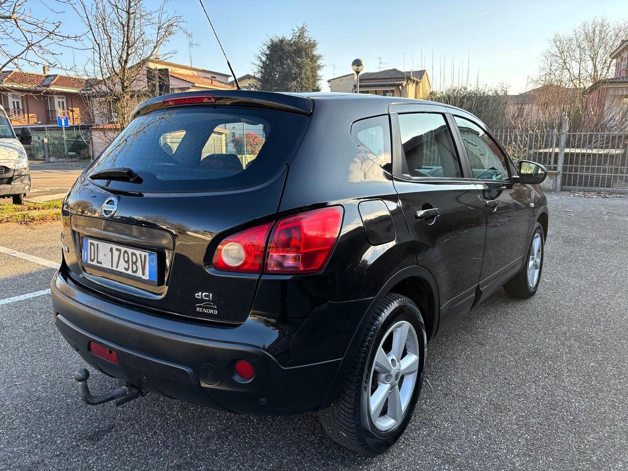 Nissan Qashqai 2.0 dCi DPF 4WD Tekna pelle tetto gancio