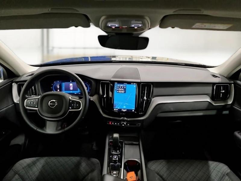 VOLVO XC60 B4 D AUTOMATICO CORE 5 PORTE SUV