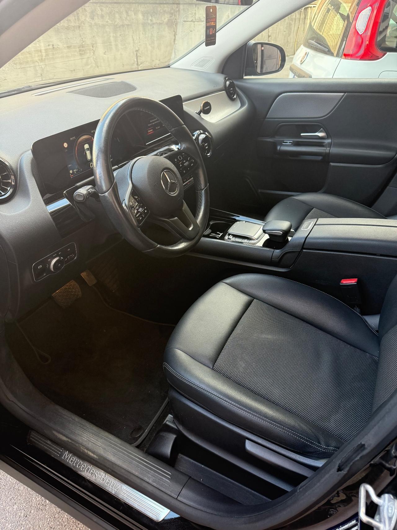 Mercedes-benz GLA 200 d Automatic Sport