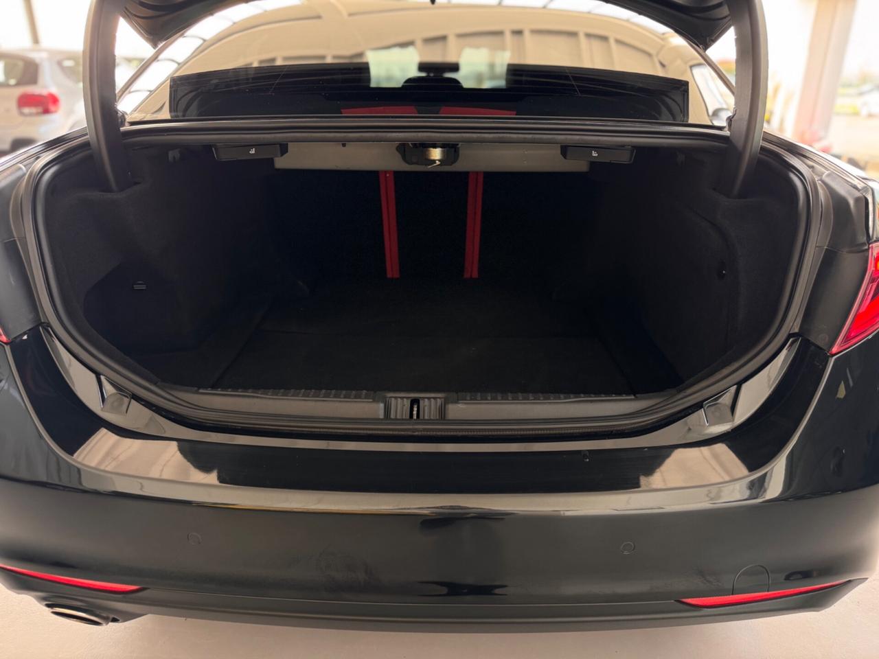 Alfa Romeo Giulia 2.2 Turbodiesel 160 CV AT8 Executive