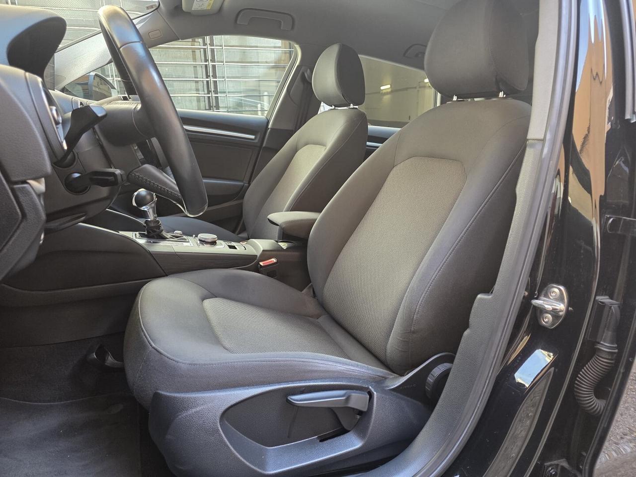 Audi A3 35 TFSI S tronic- allestimento S line