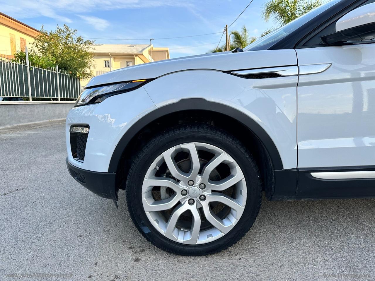 LAND ROVER RR Evoque 2.0 TD4 150 CV 5p. Bs Ed. SE