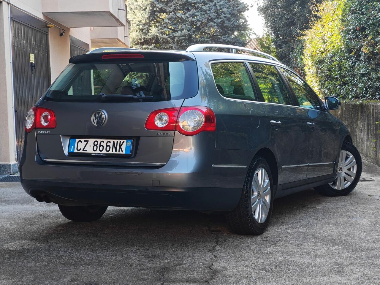 Volkswagen Passat Var. 2.0 BENZINA 150cv / 98.000km