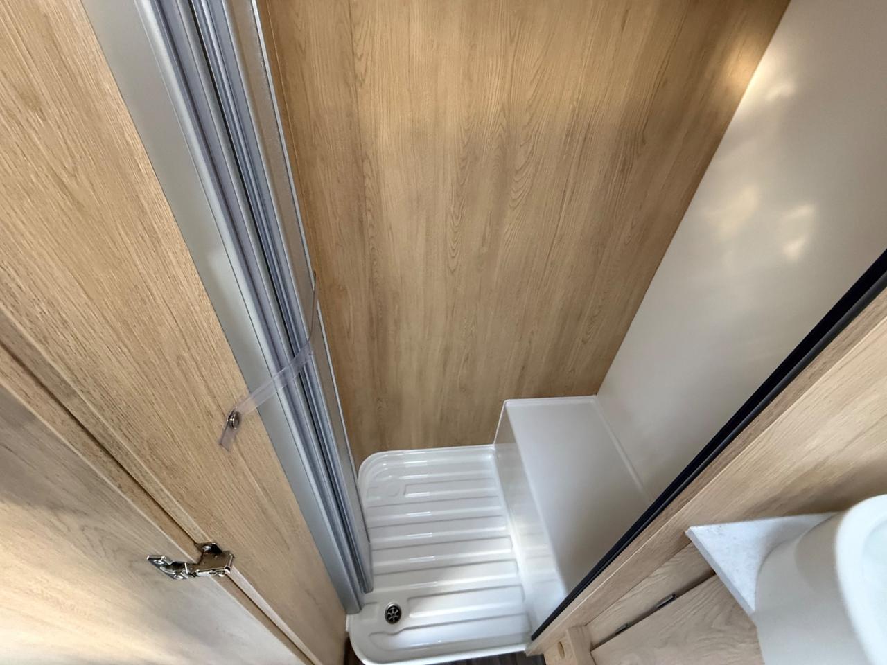 CI INTYERNATIONAL HORON 98 XT 5 POSTI OMOLOGATI