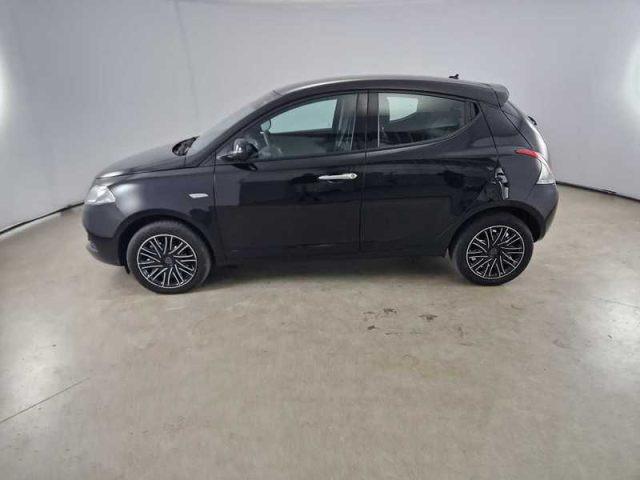 LANCIA Ypsilon 1.0 Hybrid 5 Porte