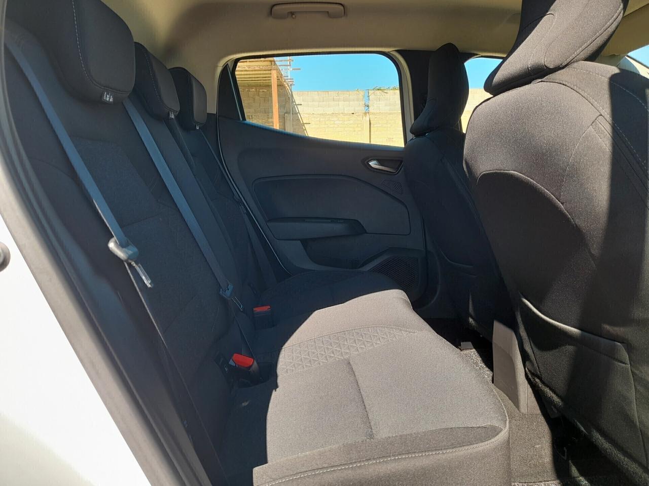 Renault Clio TCe 90 CV SOLO 92000KM NEOPATENTATI