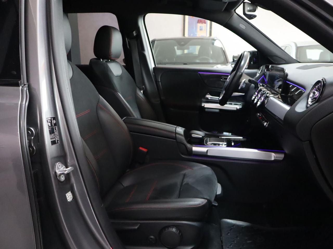 Mercedes-Benz GLB 180 Premium GLB 180 D #10389