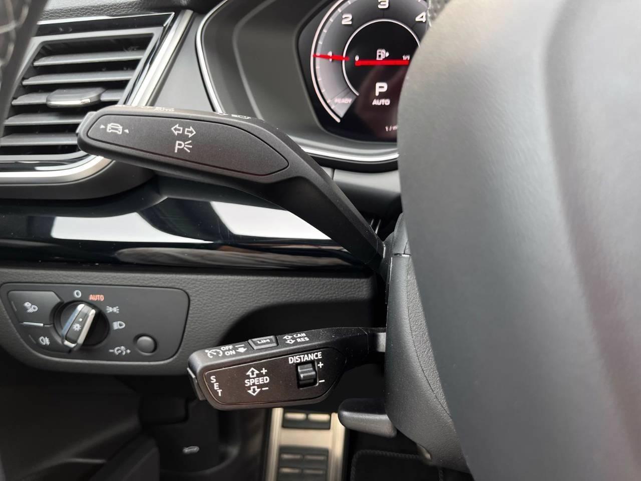 AUDI Q5 40 TDI MHEV QUATTRO S-TRONIC IDENTITY BLACK