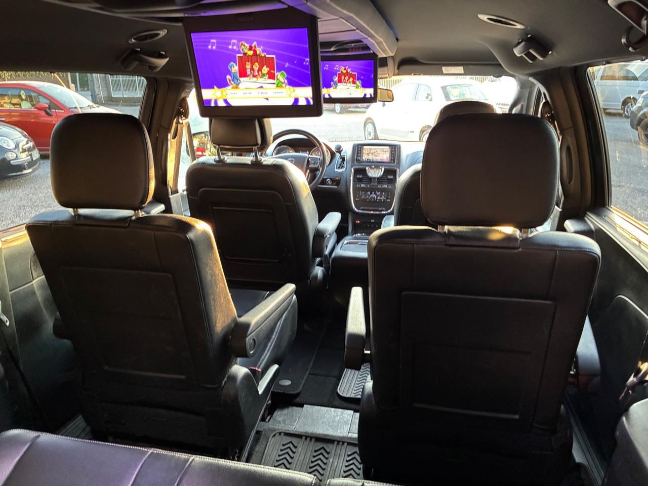 Lancia Voyager 2.8 Platinum 177 cv - 2015