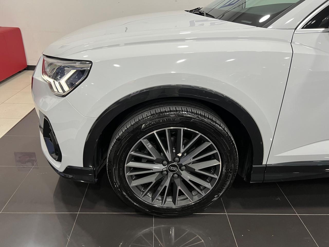 Audi Q3 SPB 35 2.0 TDI STronic Business Advanced