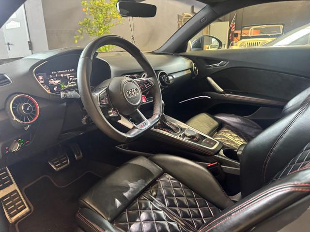 AUDI TT RS Coupé 2.5 TFSI quattro S tronic