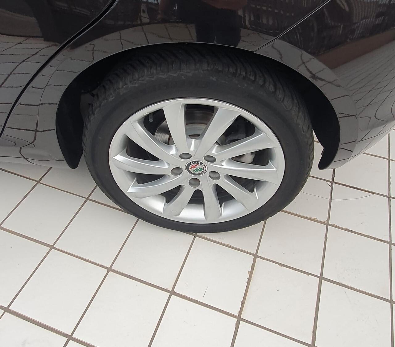 Alfa Romeo Giulietta 1.6 JTDm 120 CV Super Launch Edition
