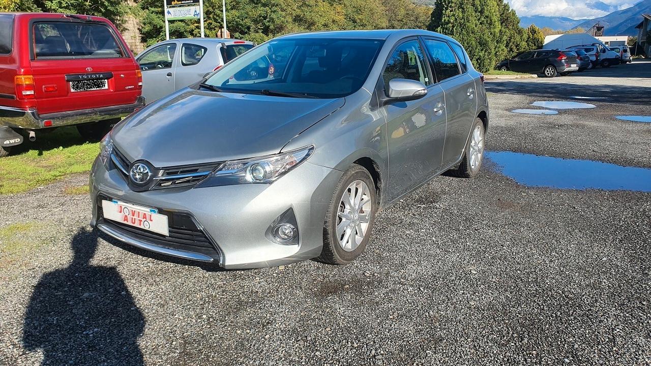 Toyota Auris 1.4 D-4D 5 porte NEOPATENTATI