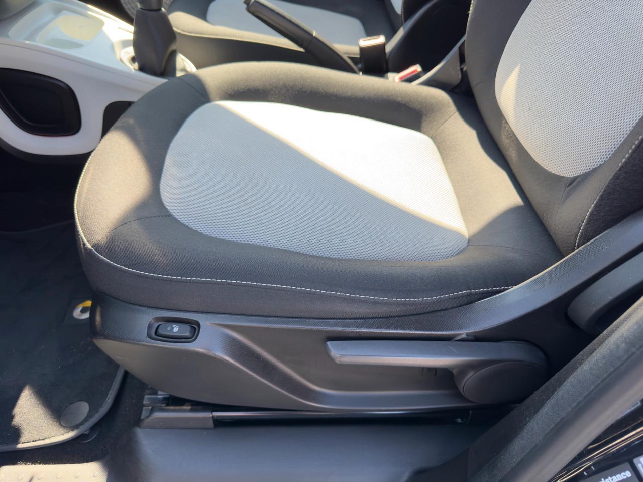 Smart ForFour PASSION LED NAVI KAMERA SENSORI FULL!!