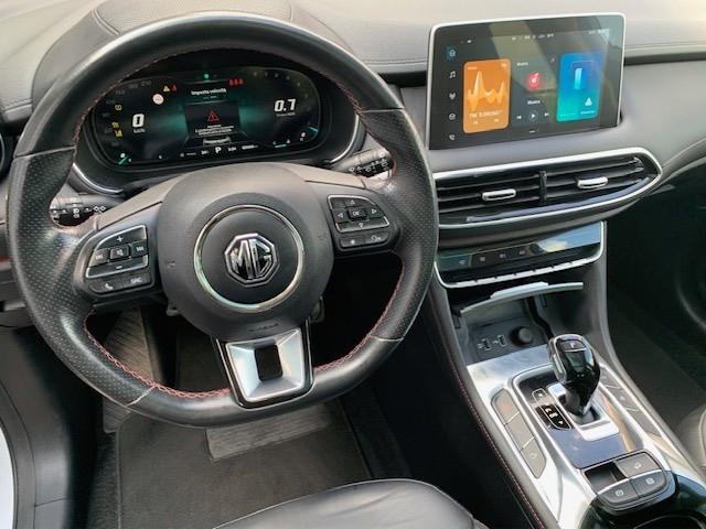 MG HS 1.5 t Luxury auto