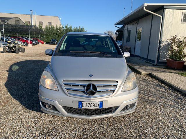 MERCEDES-BENZ B 180 AUTOMATIC Executive