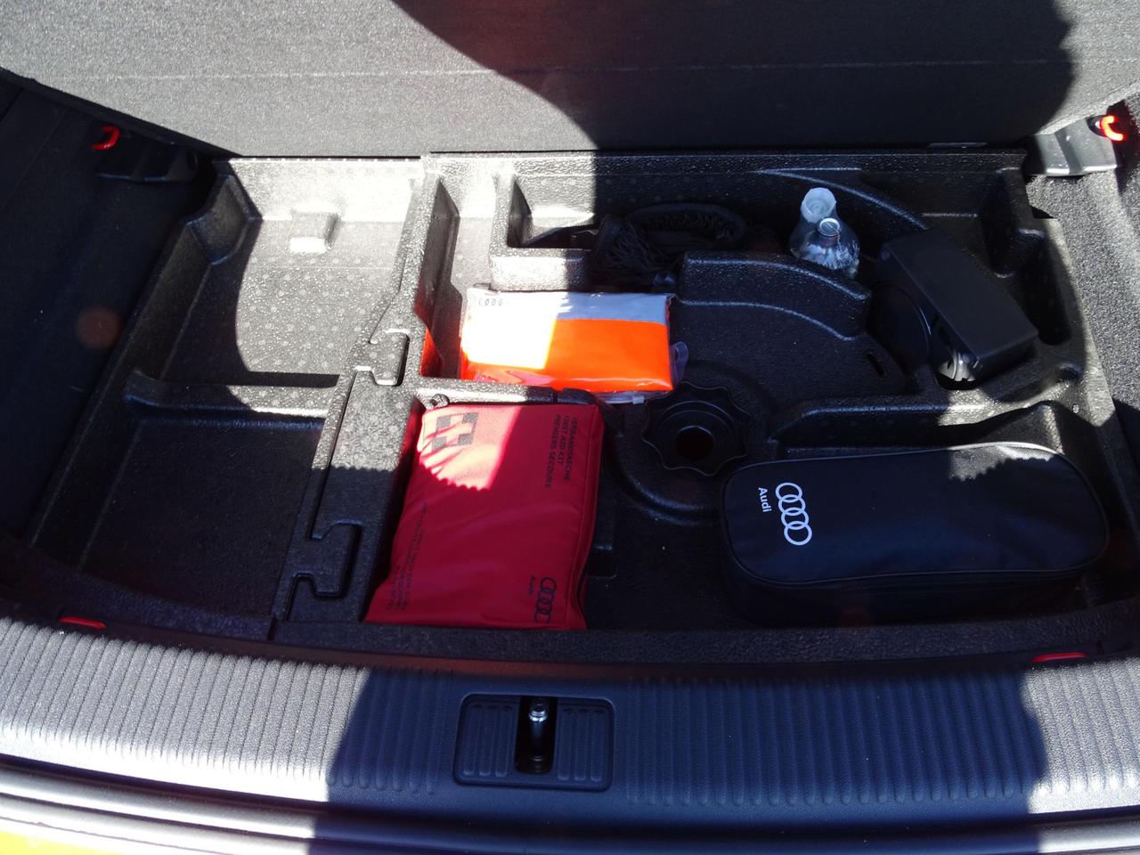 Audi A1 SPB 1.0 TFSI ultra s line *UNIPRO*