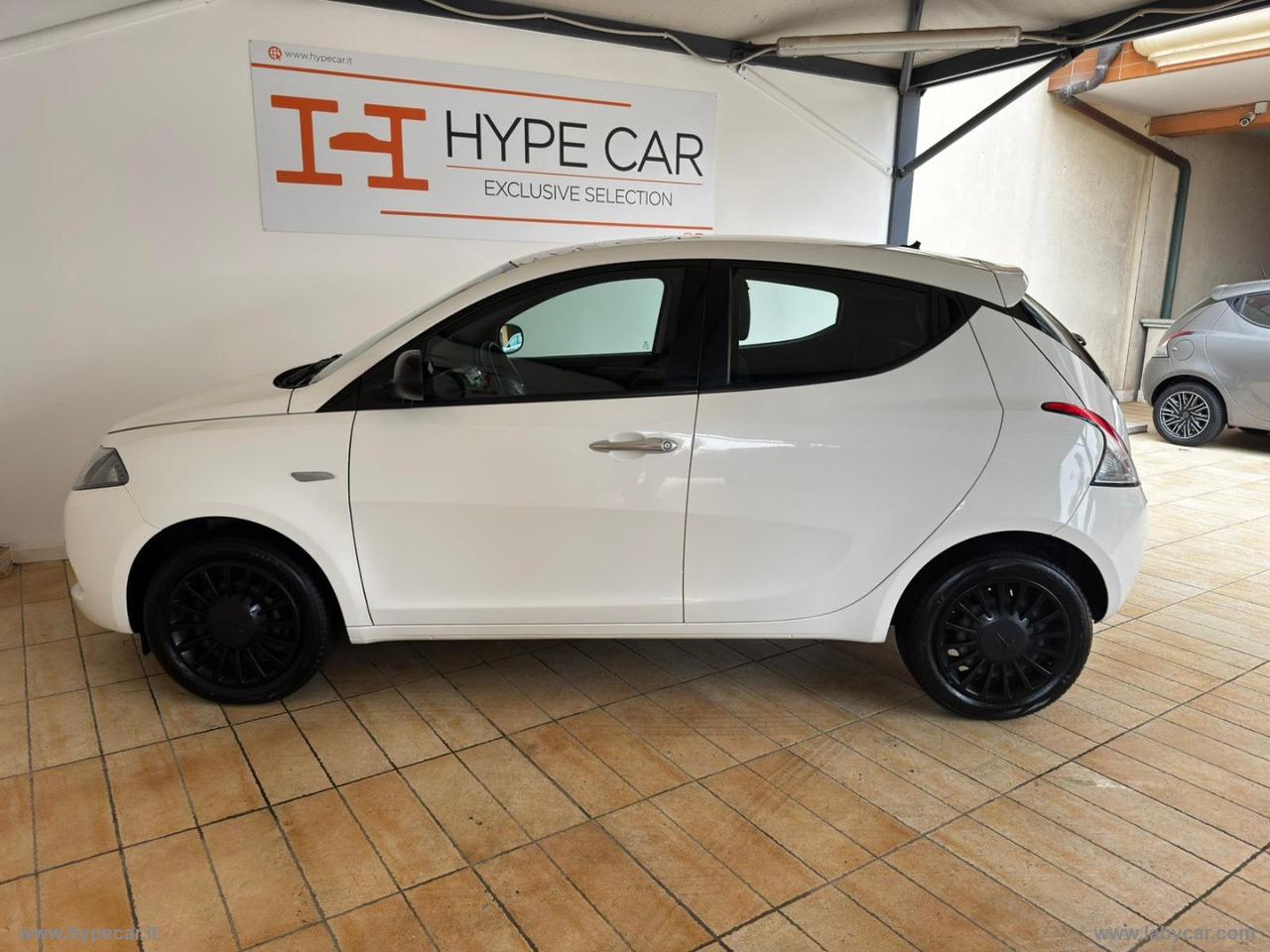 LANCIA Ypsilon 1.0 FireFly 5p.S&S Hybrid Silver