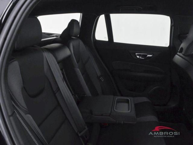 VOLVO V60 B4 (d) Geartronic R-Design