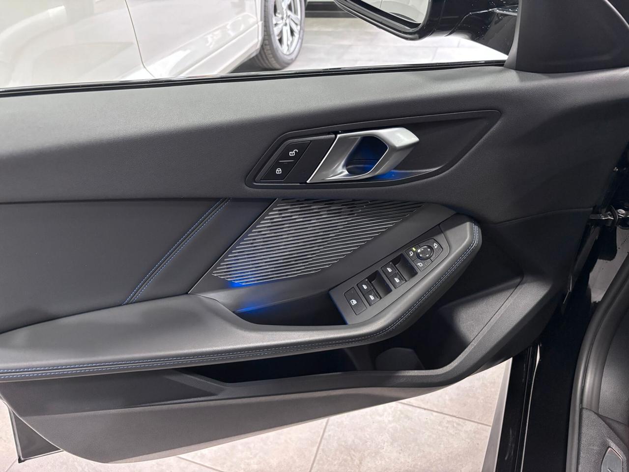 BMW 118D M-SPORT TETTO-NAVI-LED