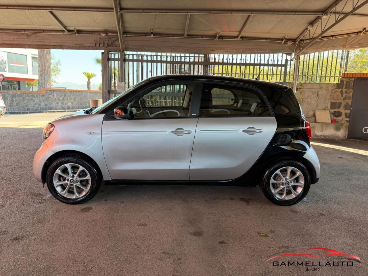 Smart ForFour 1.0 Youngster 71cv
