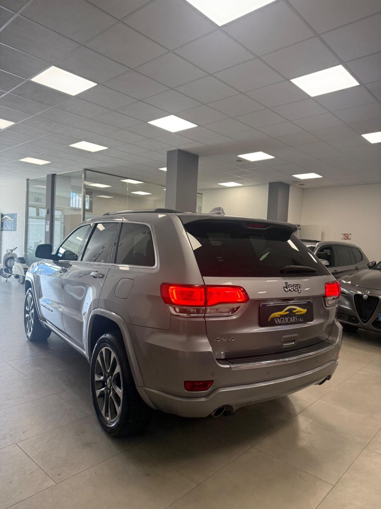 Jeep Grand Cherokee 3.0 V6 CRD 250 CV Multijet II Overland