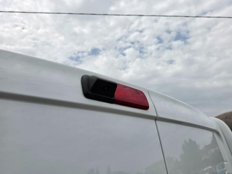 RENAULT Trafic T27 2.0 dCi 150 L1H1 TOUCH 8 CAM 23