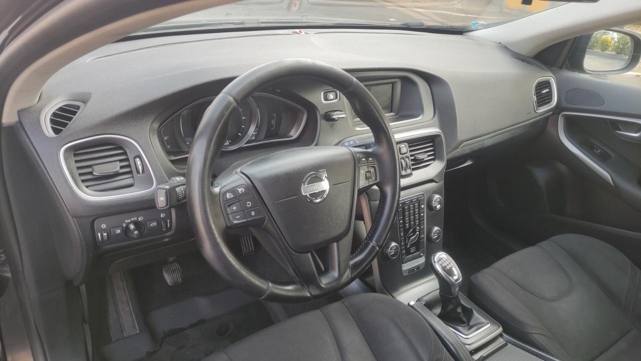 Volvo V40 1.6 Diesel NEOPATENTATI - 2013
