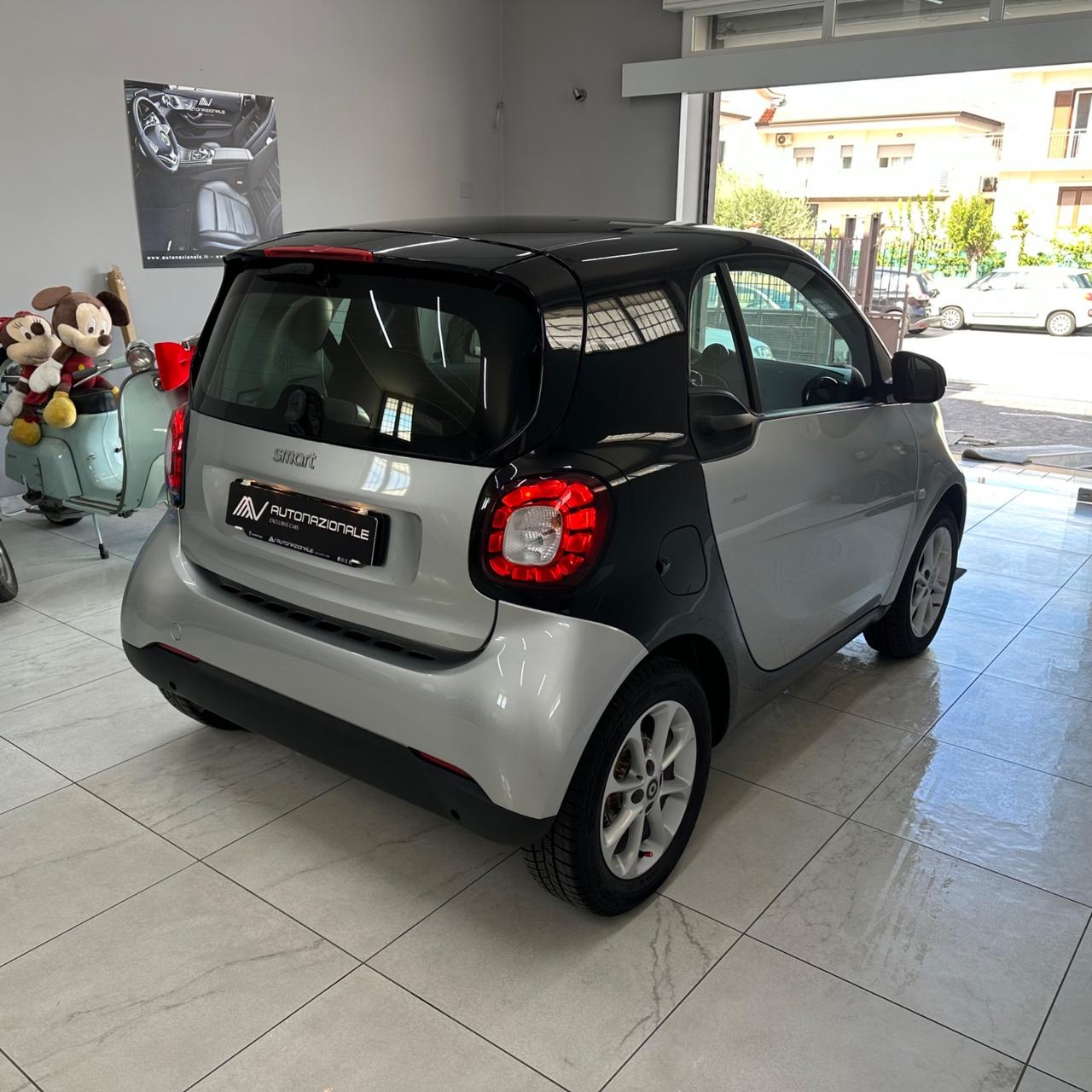 Smart ForTwo 1.0 twinamic Passion 71cv Automatica Bi-color