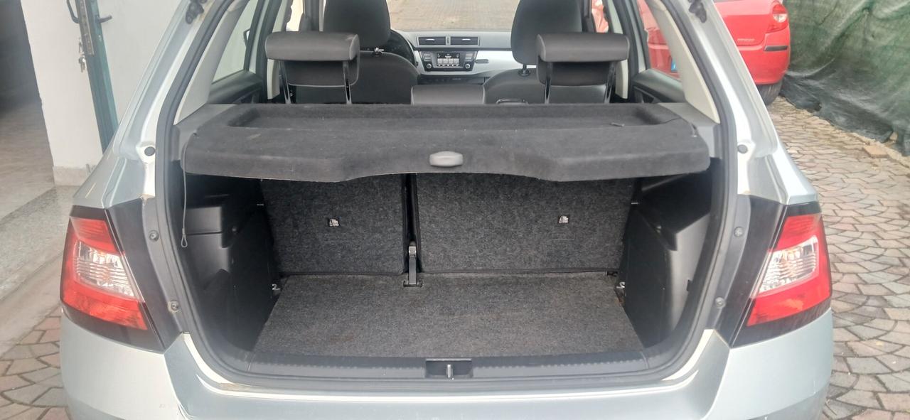 Neopatentati Skoda Fabia 1000 benzina