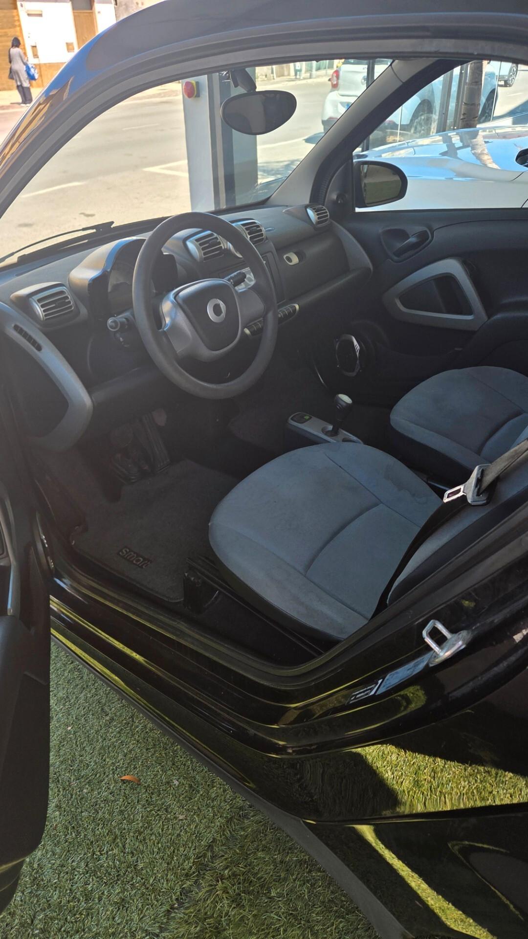 Smart ForTwo 1000 52 kW coupé pure
