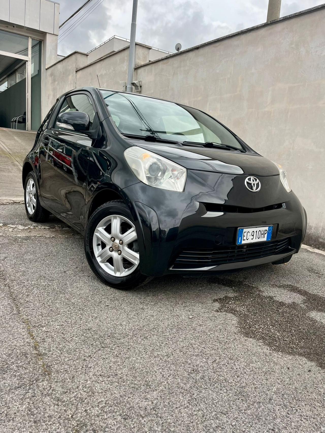 Toyota iQ 1.0 Sol