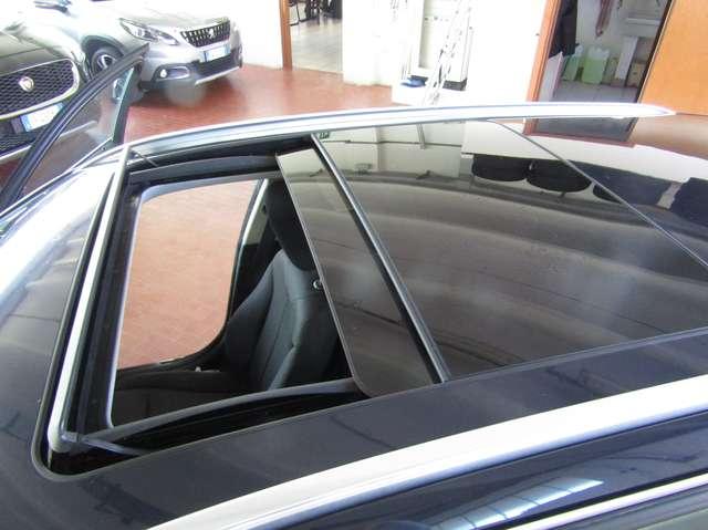 BMW 320 320d Touring xdrive Business auto