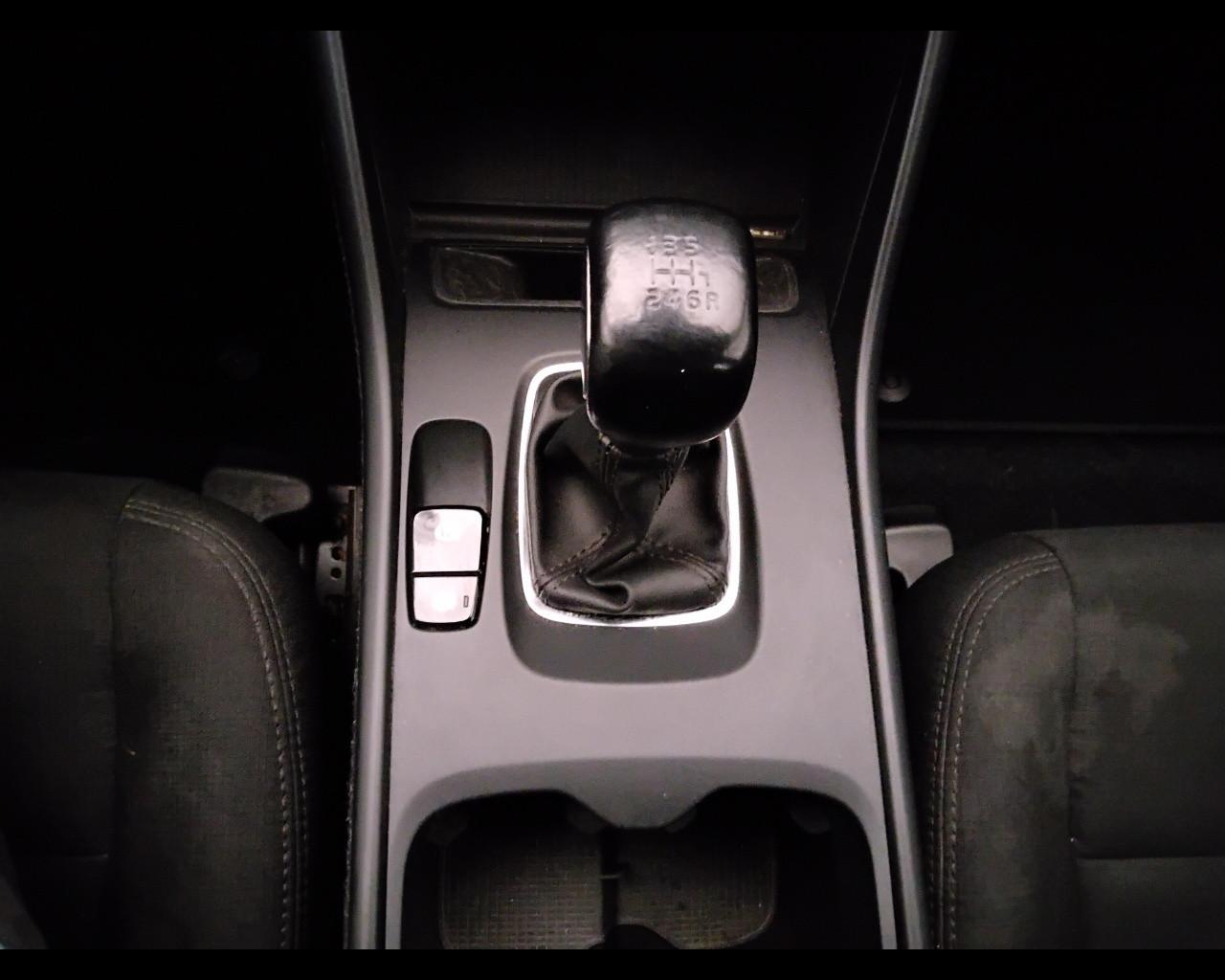 VOLVO XC40 - XC40 1.5 t3 Momentum Core 163cv my21