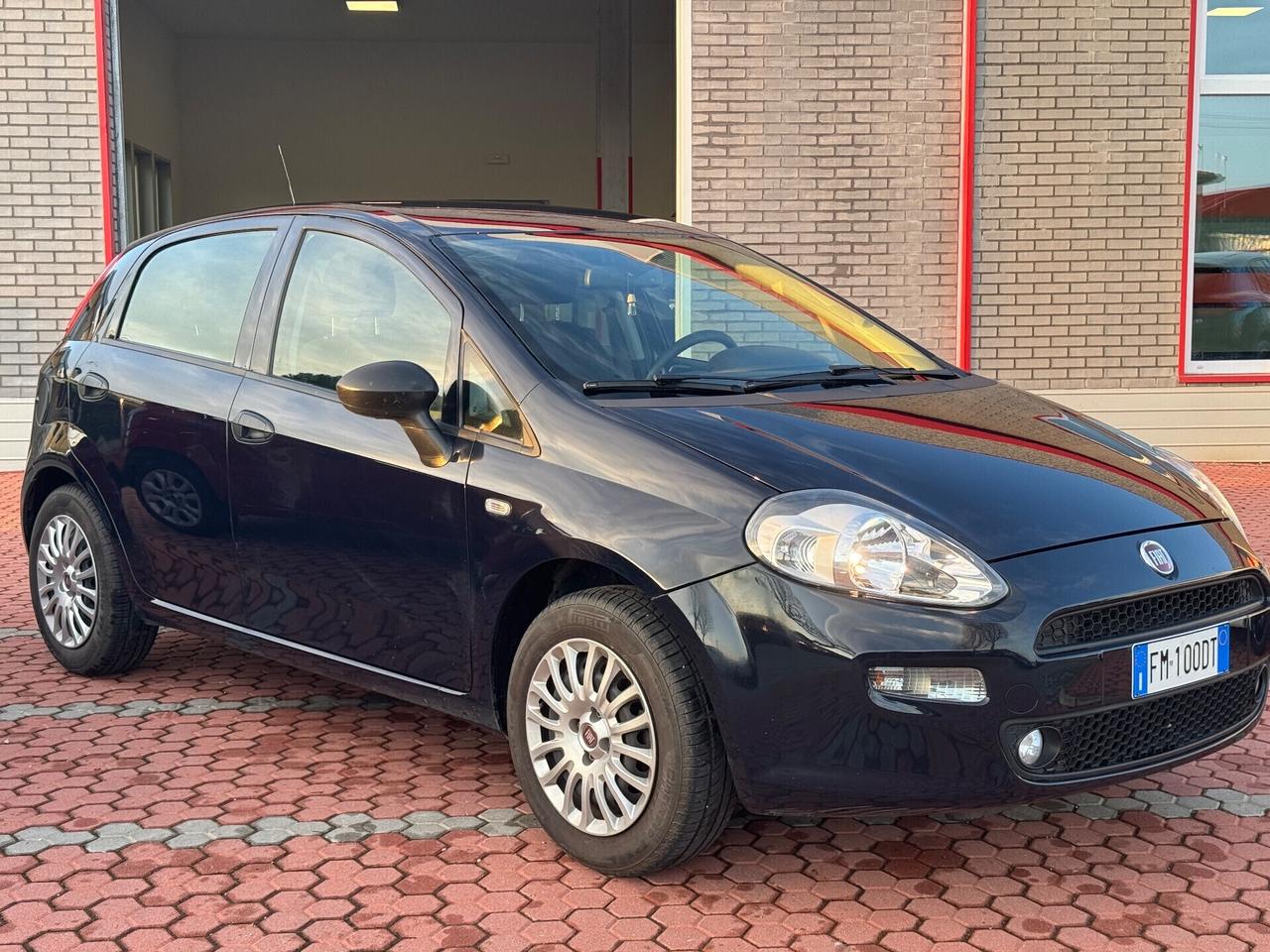 Fiat Punto 1.2 neopatentati 8V 5 porte Street