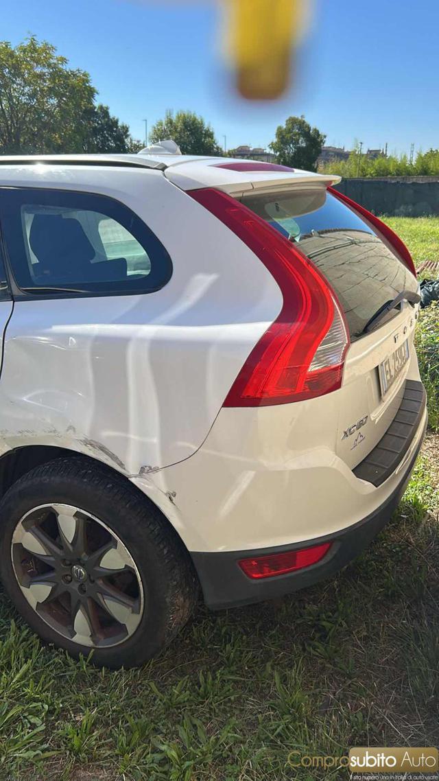 VOLVO XC60 D3 Geartronic INCIDENTATA MARCIANTE