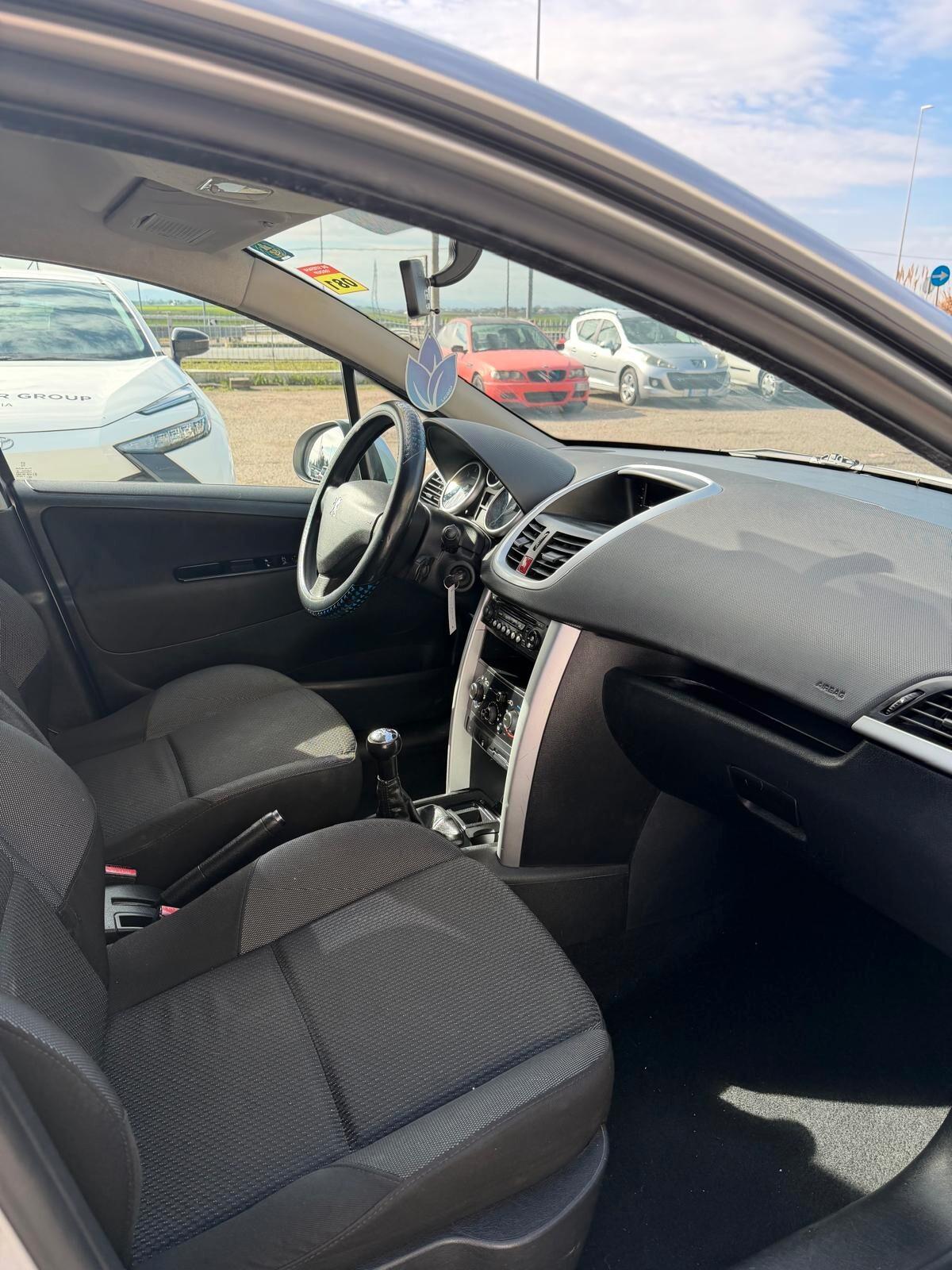 Peugeot 207 1.4 8V 75CV 5p. X Line ECO GPL