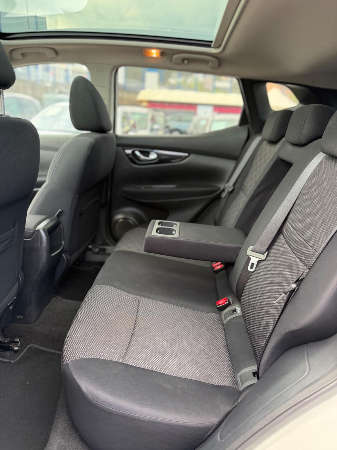 Nissan Qashqai 1.5 dCi 360 Tekna+