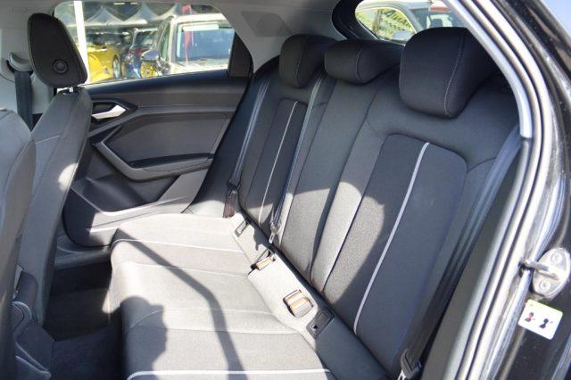 AUDI A1 allstreet 30 TFSI S tronic Identity Contrast