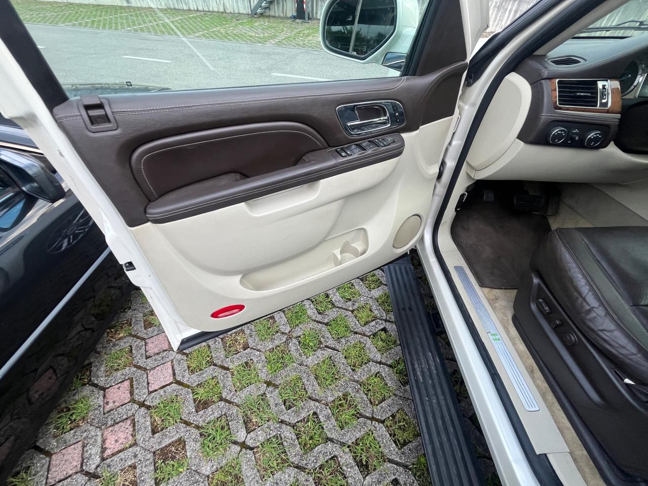 Cadillac Escalade 6.0 V8 aut. Platinum Edition Hybrid