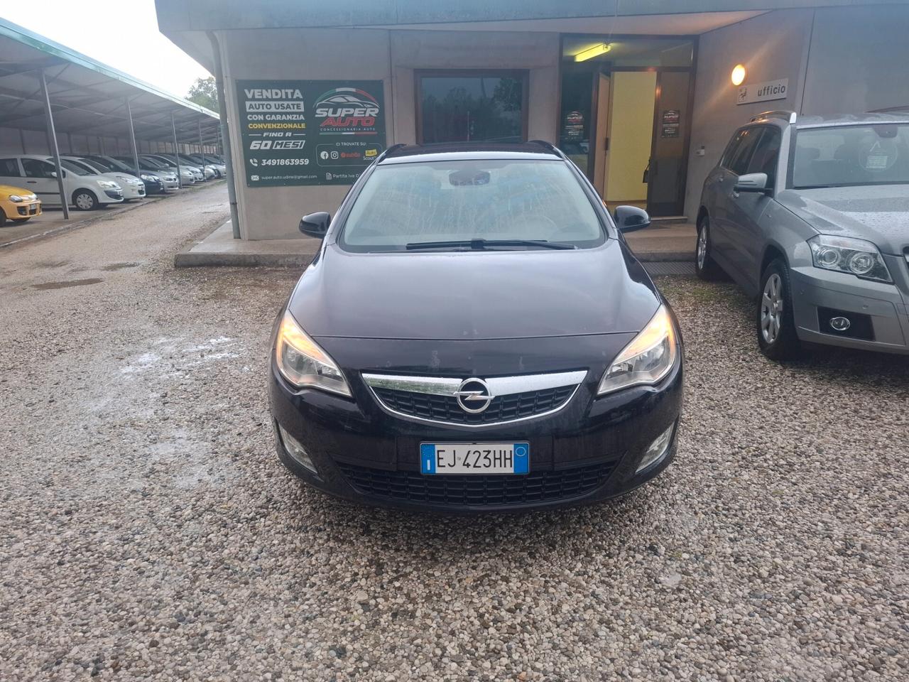Opel Astra 1.7 CDTI 110CV Sports Tourer Cosmo