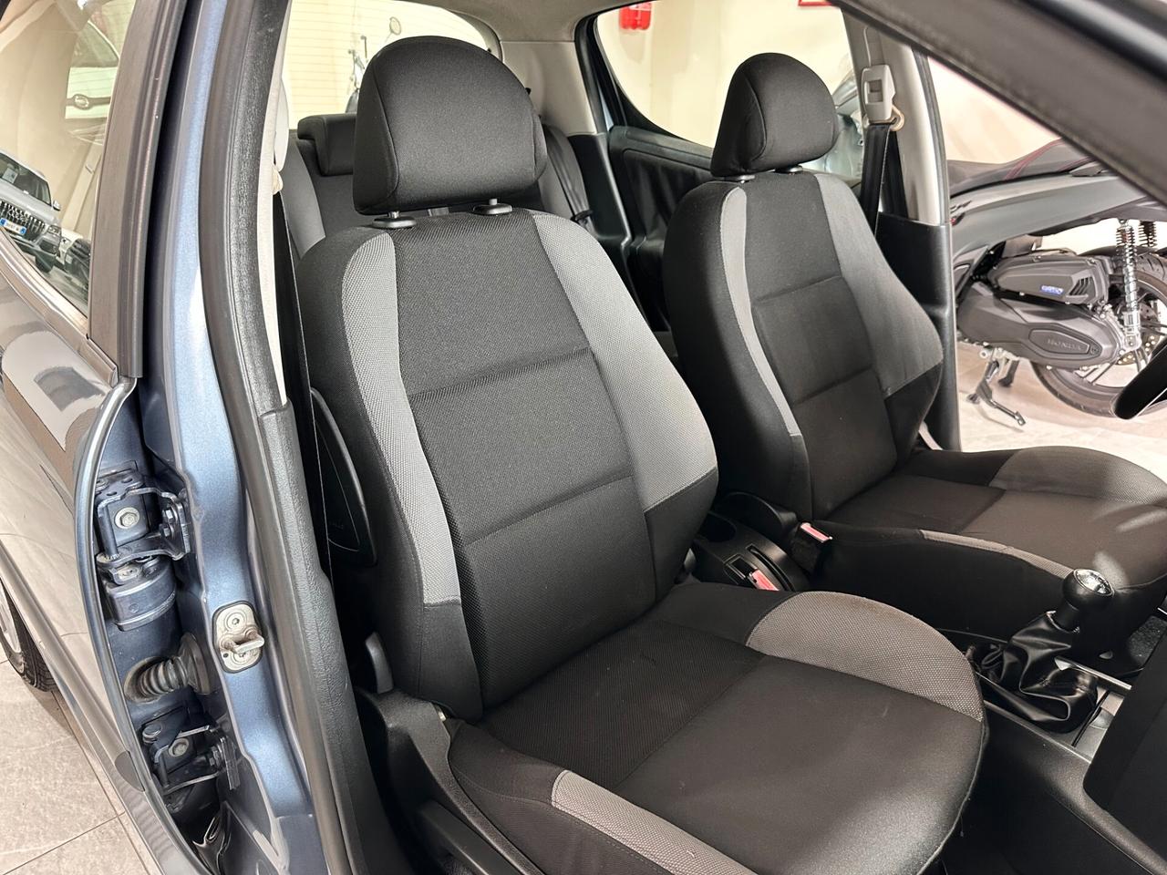 Peugeot 207 1.4 HDi 70CV 5p. NEOPATENTATI – UNICO PROP.