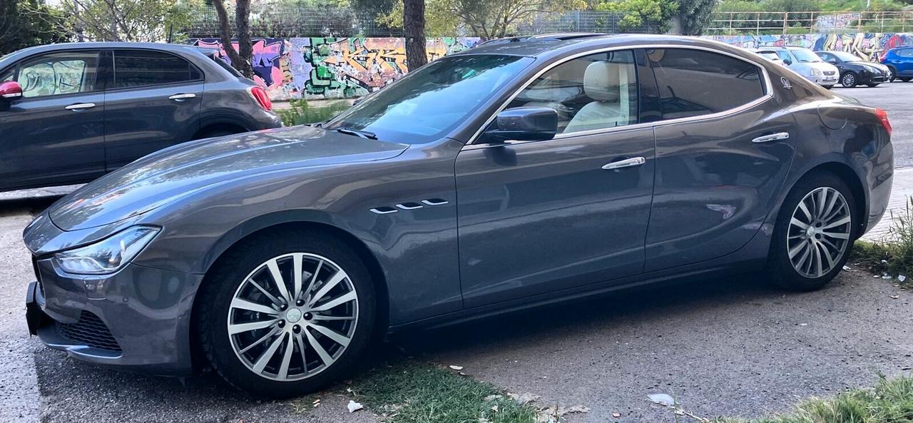 Maserati Ghibli V6 S Q4 410cv