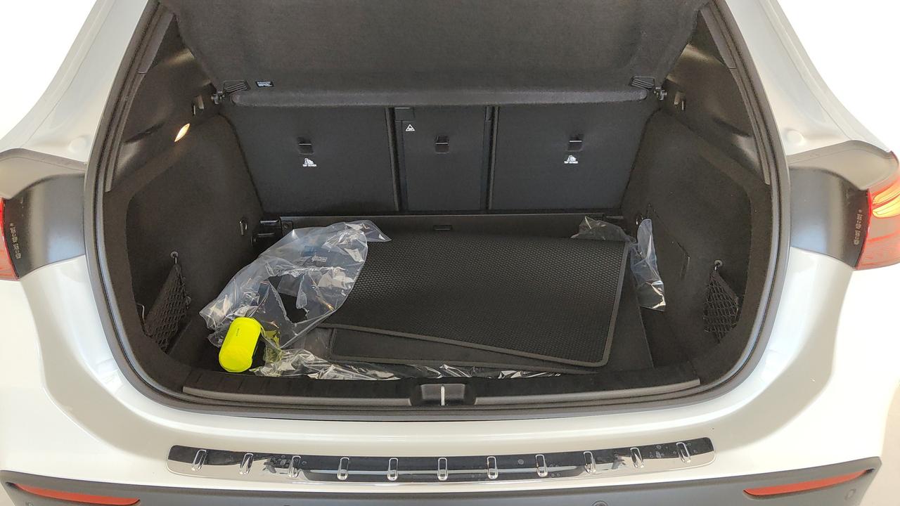 Mercedes-Benz GLA 200 d automatic