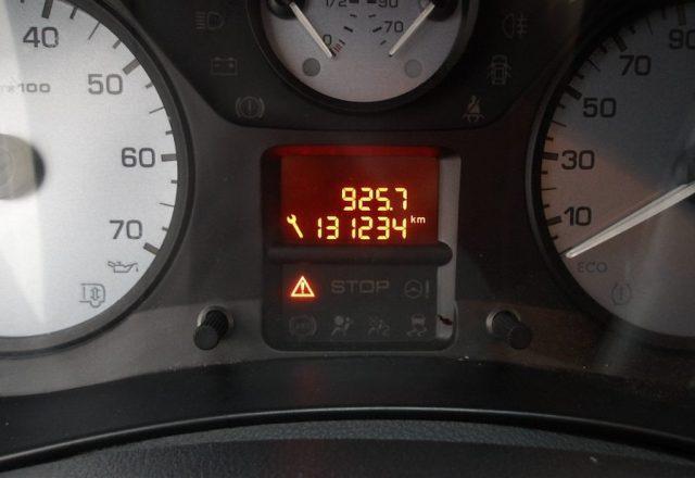 PEUGEOT Partner Tepee BlueHDi 100 4x4 Active Traction Control Mini