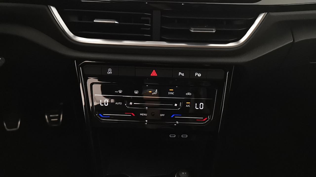 VOLKSWAGEN T-Roc 2022 - T-Roc 1.0 tsi R-Line 110cv
